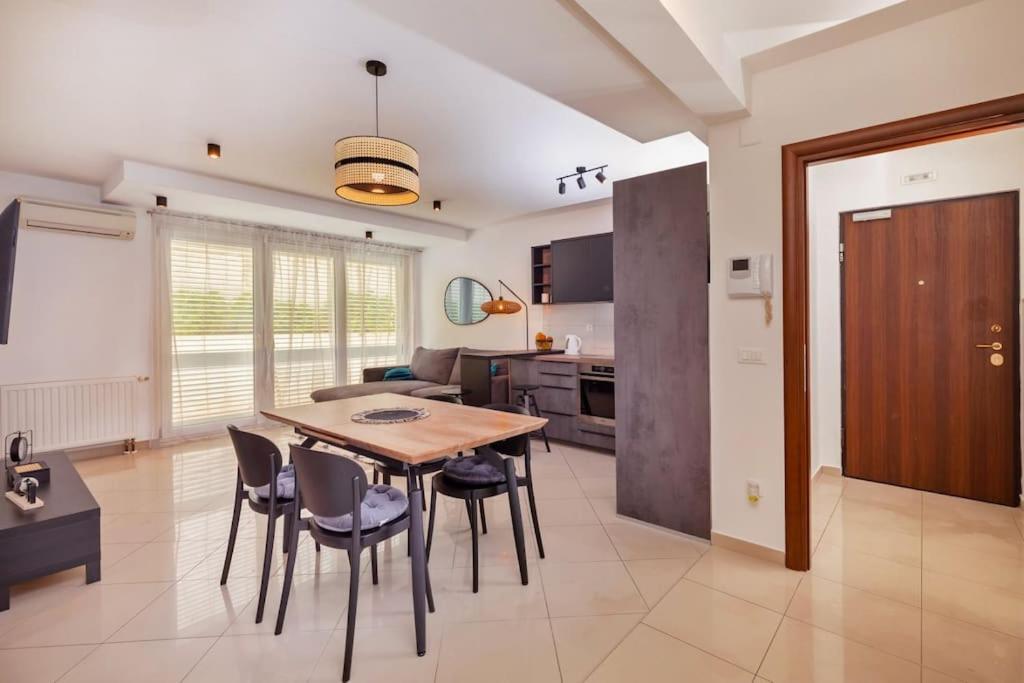 Stylish Two Bedroom Apartment&garage Parking Place * Dubrovnik